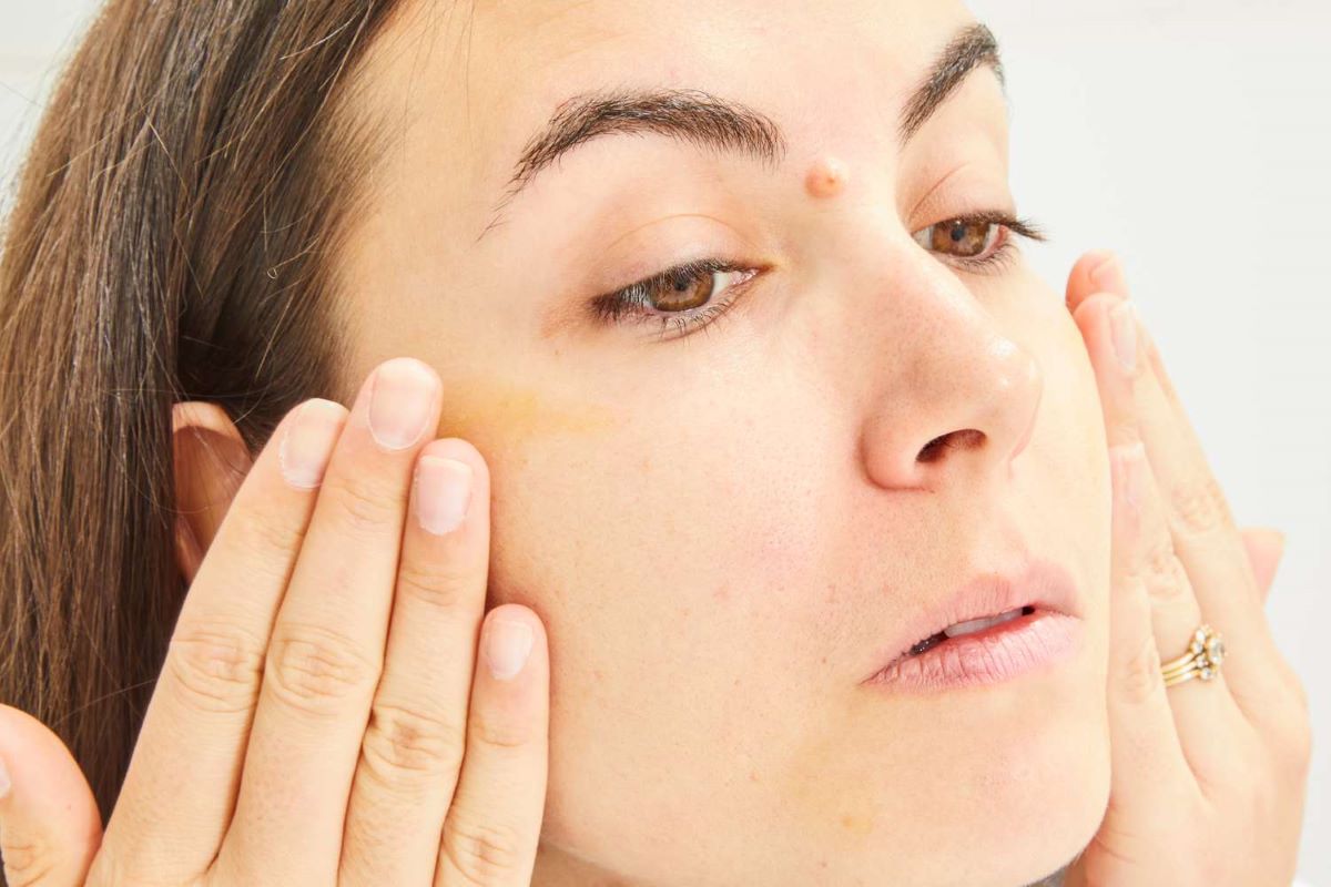 The Simple Secret to Brighter Skin and Fewer Dark Spots with Red Marine Algae Supplement
